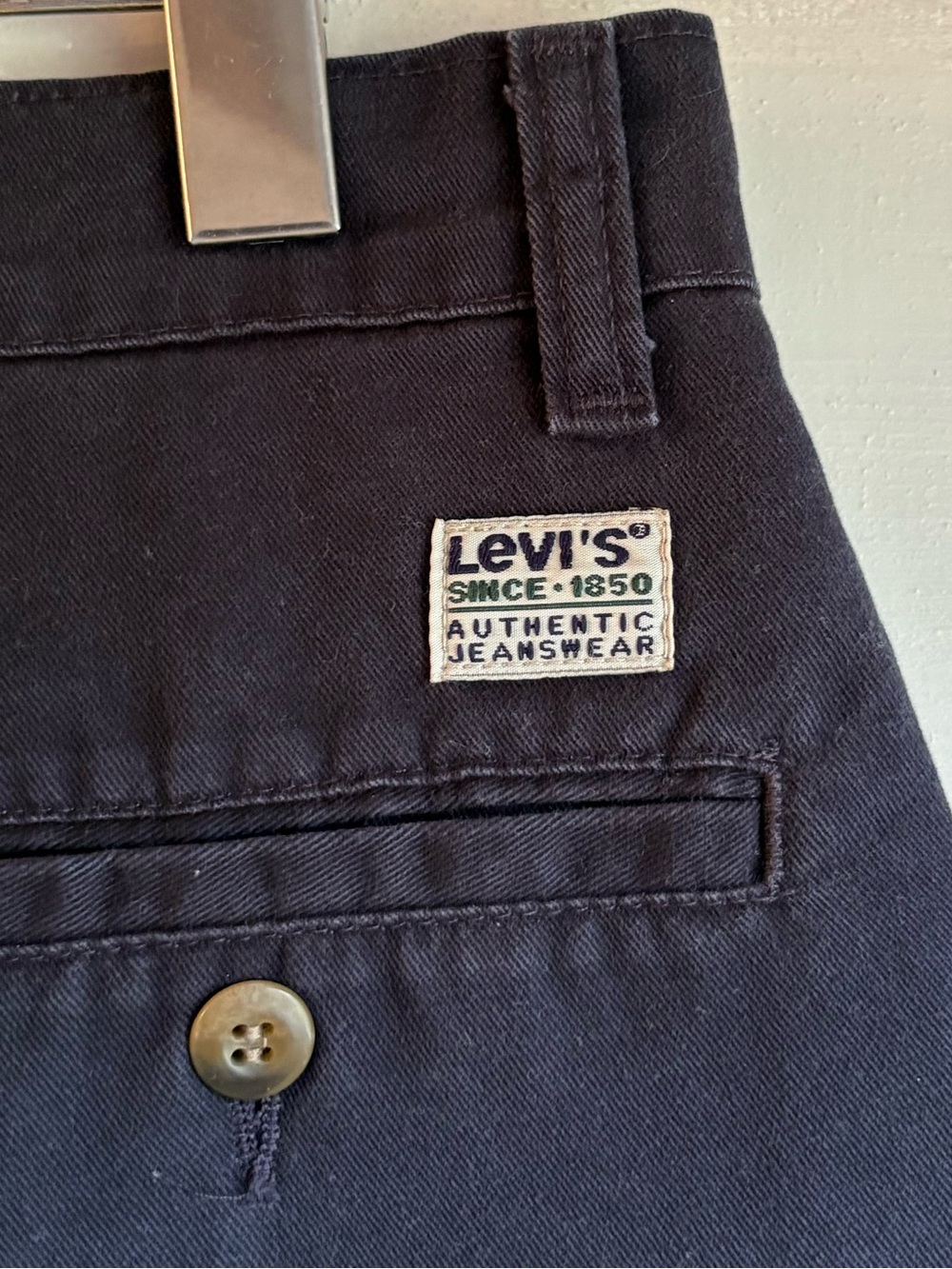Vintage Levi’s Made in Canada Navy 100% Cotton Chino Work Pants 34x32